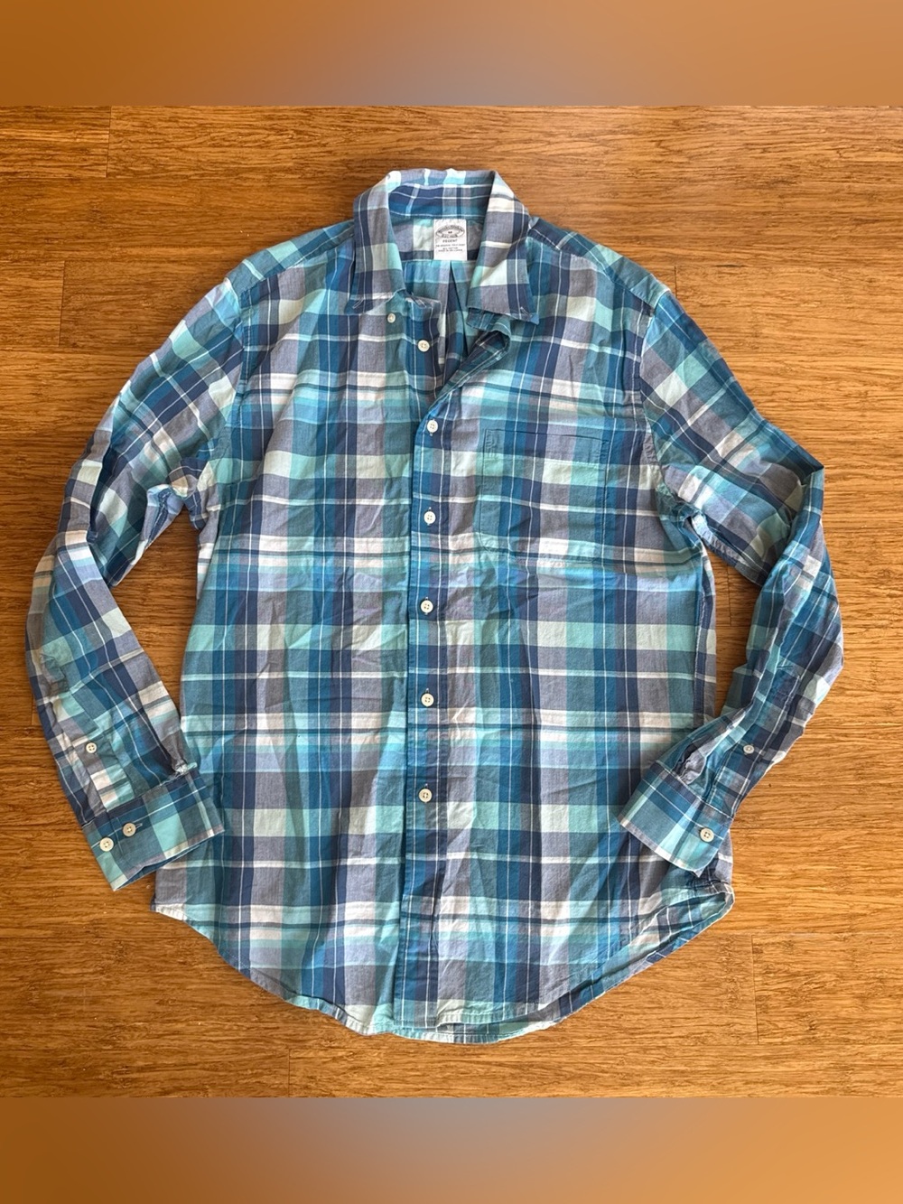 Brooks Brothers size medium 100% cotton Men's Blue Plaid Button-Down Shirt
